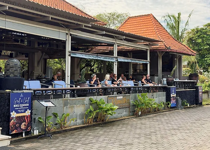 Puri Raja Hotel